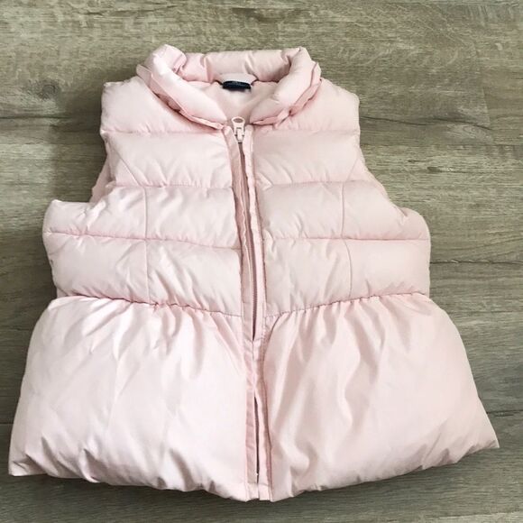 🎉1 Hr Sale🎉Gap vest ❤️ - Picture 1 of 7